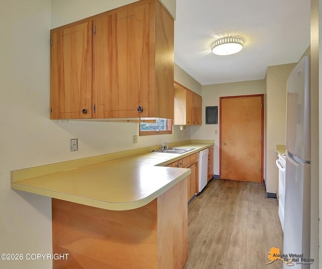 Building Photo - 3200 W 69th Ave