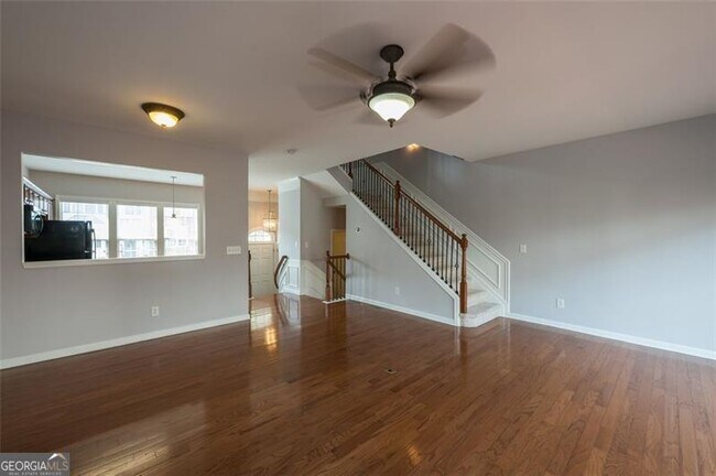 Building Photo - 1369 Thornborough Dr