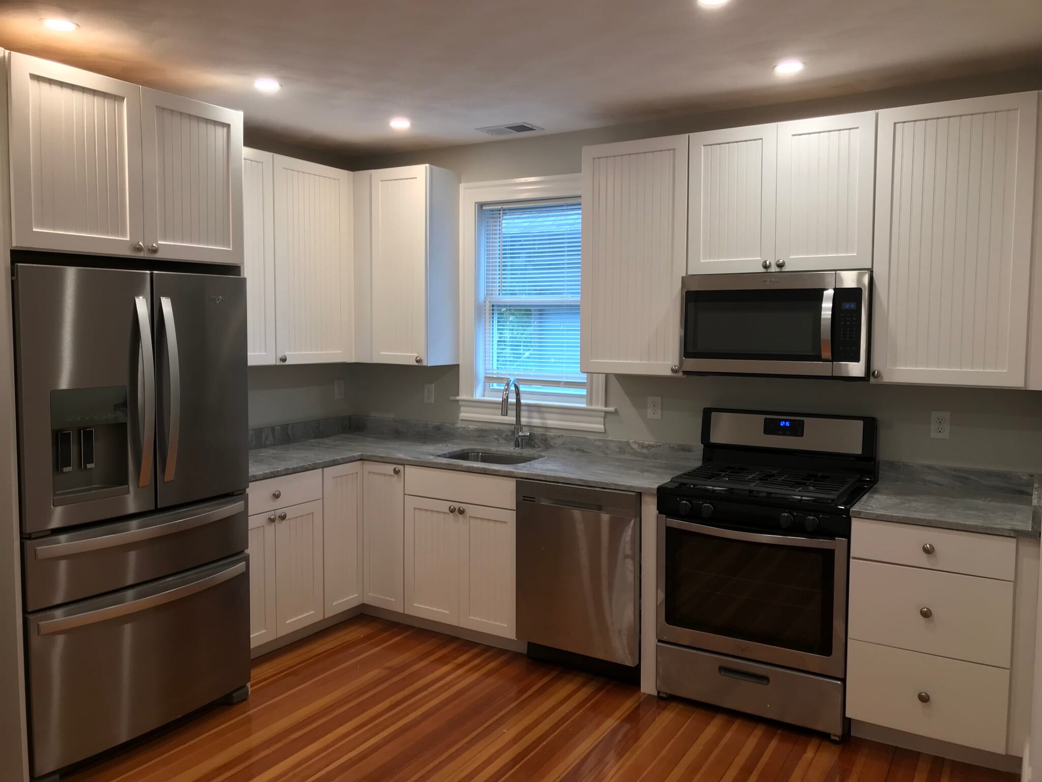 Building Photo - 305 Highland Ave