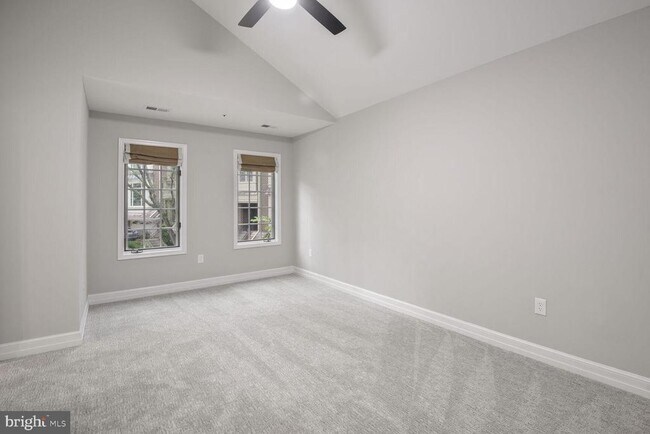 Building Photo - 5804 Madaket Rd