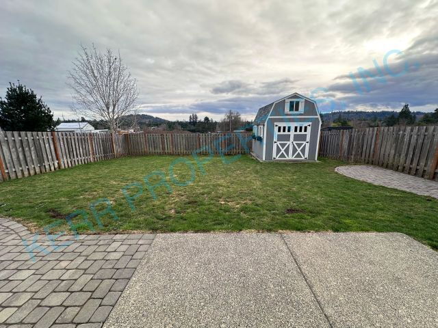 Building Photo - Spacious 4-Bed Gem in Gresham with 2.5 Baths and 2,665 Sq Ft of Comfort!