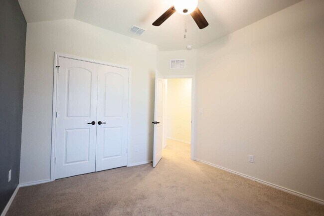 Building Photo - 1639 Afterlight Dr