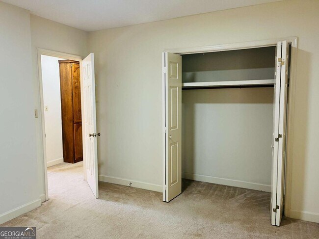 Building Photo - 207 Harwell Ave