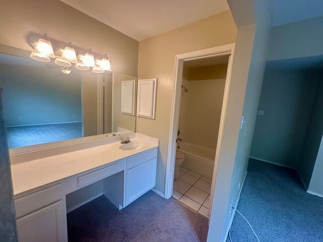 Building Photo - July Move-In Special- 3/2.5 in Gated Commu...