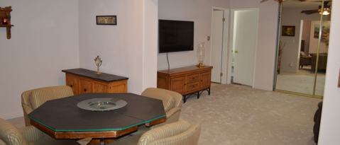 Building Photo - 2288 Oakcrest Dr