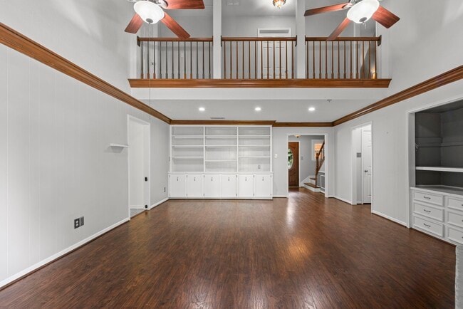 Building Photo - 8318 Everleaf Dr