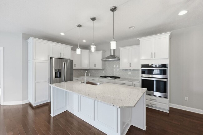 Building Photo - 8017 Pleasant Dr
