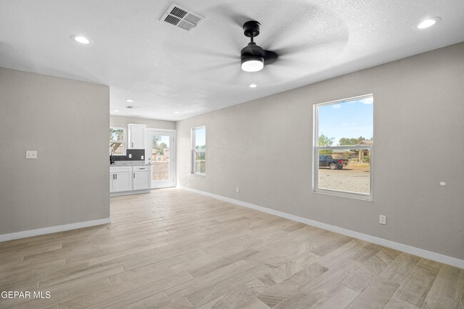 Building Photo - 11721 Valle Del Paseo Dr