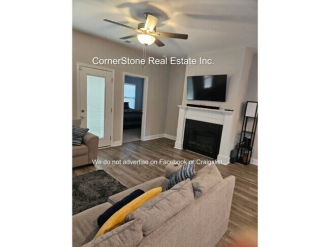 Building Photo - 103 Jude Ct