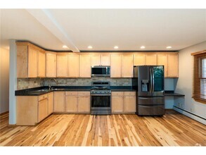 Building Photo - 415 Ridgewood Ave