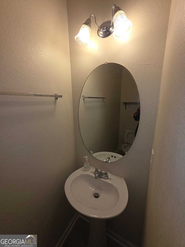 Building Photo - 156 Madeline Ct