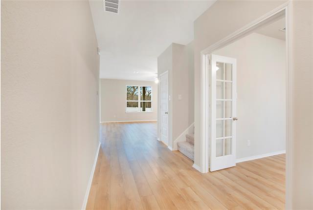 Building Photo - 1605 Katharina Ave