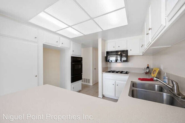 Building Photo - 2 br, 1.5 bath House - 30747 Calle Chueca