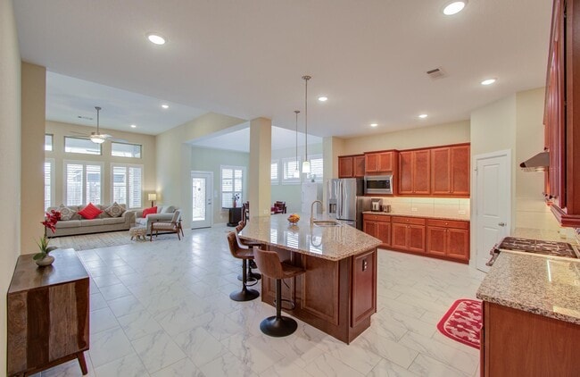 Building Photo - 11810 Dockside Shores Dr