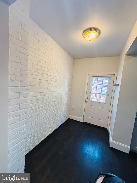 Building Photo - 1397 Sheridan St NW