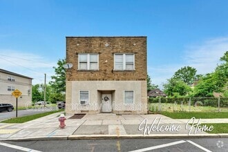 Building Photo - 1501 S Wood Ave