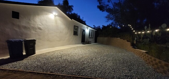 Building Photo - 4229 Panorama Dr