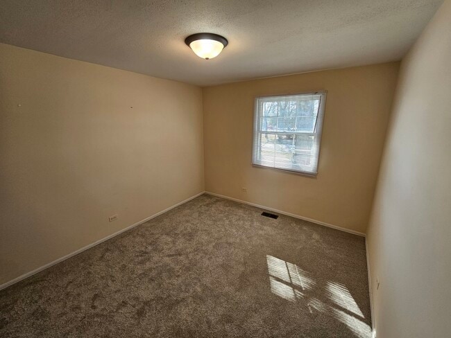 Building Photo - 1828 Cannon Ct