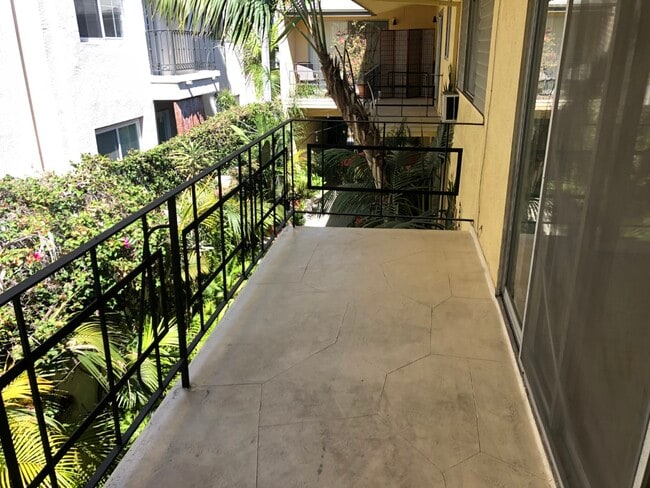 Unit 8 (2 bed 2 bath) Balcony - 1317 N Sweetzer Ave