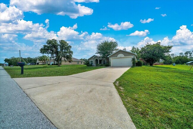 Building Photo - Spacious 3-Bed, 2-Bath Home for Rent in SW...