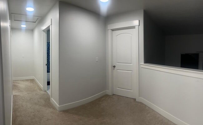 Building Photo - 12299 Boggs Wy