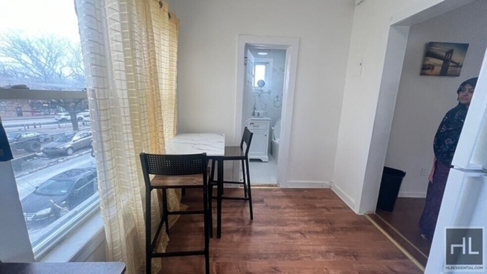 Building Photo - 115-50-115149 149th St