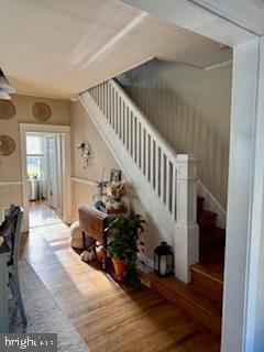 Building Photo - 421 N Chestnut St