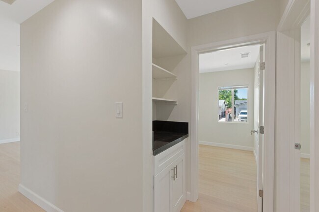 Building Photo - 7914 Etiwanda Ave