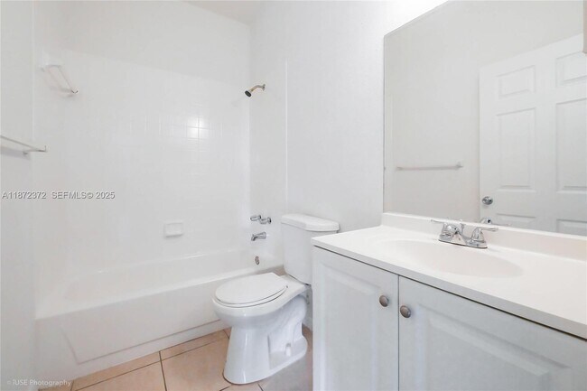 Building Photo - 1941 NW 96th Terrace