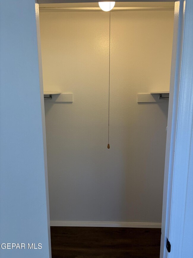 Building Photo - 10409 Sigma St