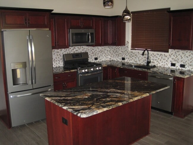 Building Photo - Beautiful Modern Home for Rent