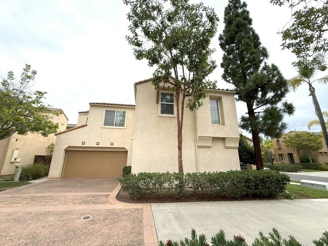 Building Photo - 956 Mira Lago Way