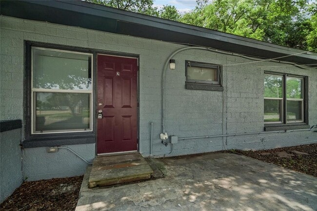 Building Photo - 802 3rd St N