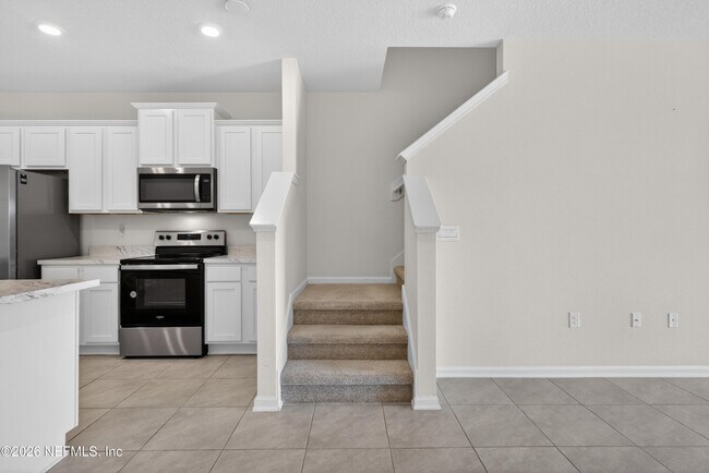 Building Photo - 8210 Larose Rd