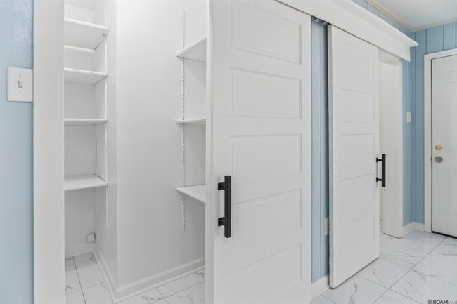 Building Photo - 1455 Marilyn Dr