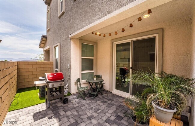 Building Photo - 128 Kimberlite Dr