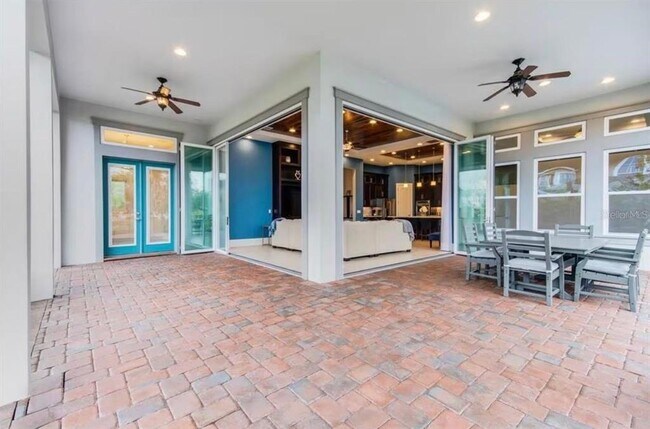 Building Photo - 13743 Walcott Avenue