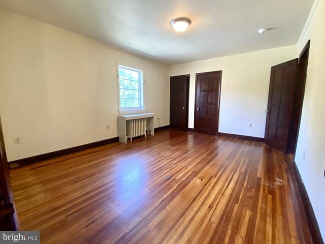 Building Photo - 5 Safe Harbor Village