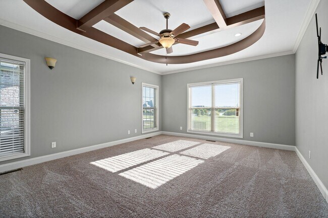 Building Photo - Pet Friendly on Exit 8!