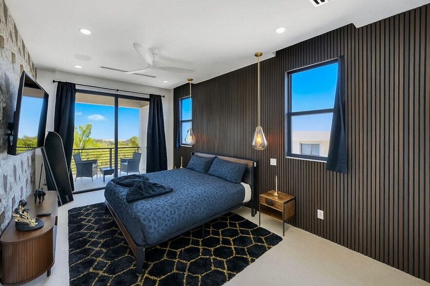 Building Photo - 1812 Miami Rd