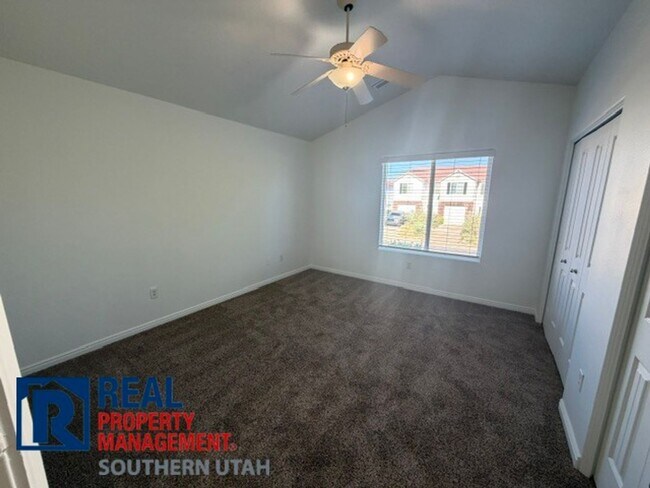 Building Photo - 794 N 195 W