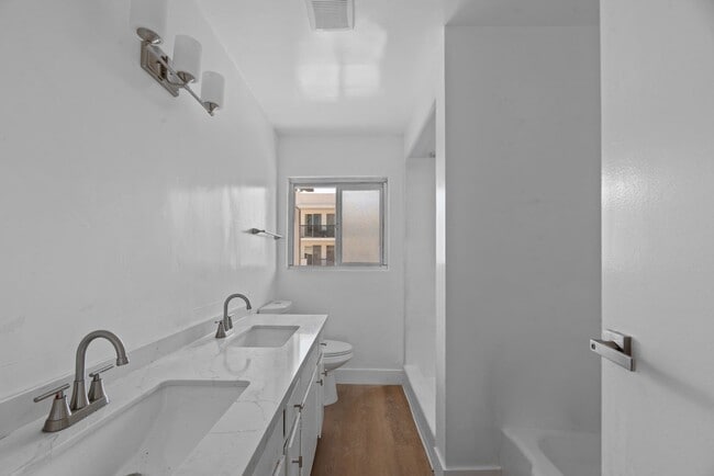 Building Photo - TALA Local at 1301 Havenhurst