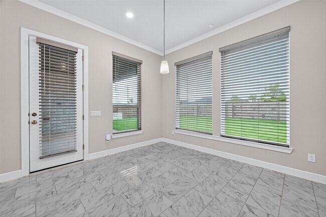 Building Photo - 28939 Shady Grove Ln