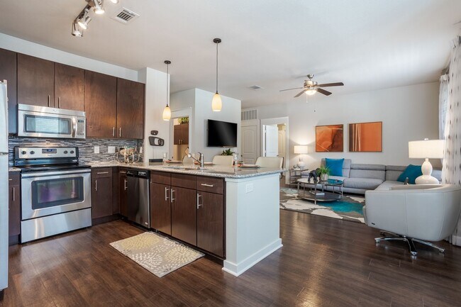 Primary Photo - Make This Space Your Own!