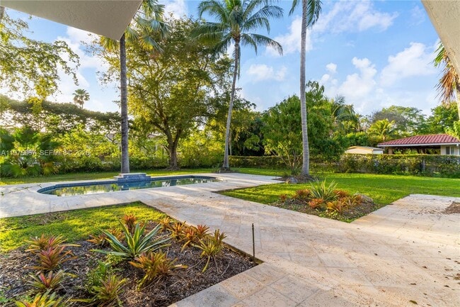 Building Photo - 8700 SW 64th Ave