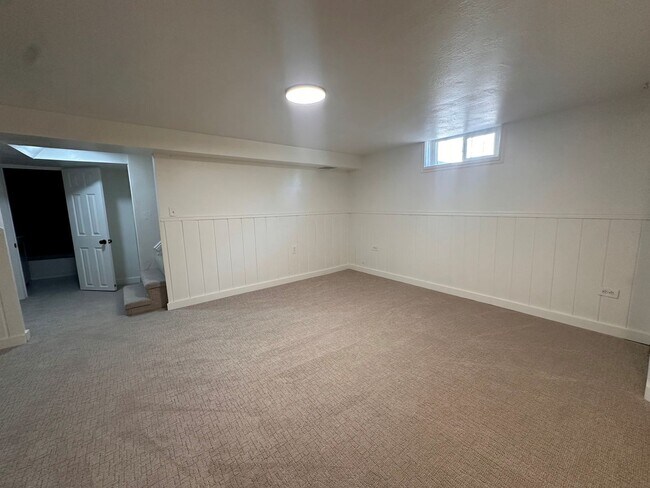 Building Photo - Completely Remodeled 4 Bedroom Home