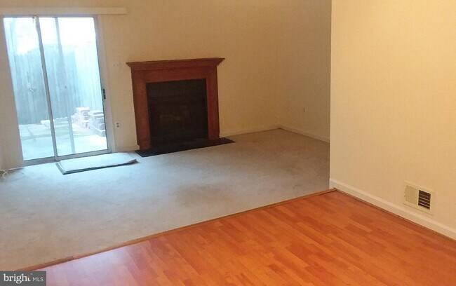 Building Photo - 7640 N Arbory Way
