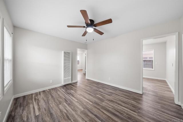 Building Photo - 1916 Skyline Dr