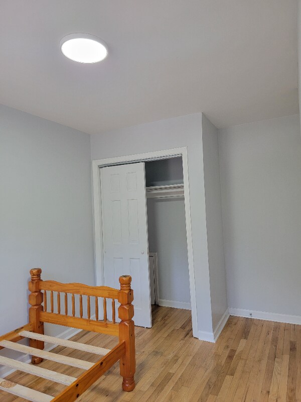 Building Photo - 825 Umbra St