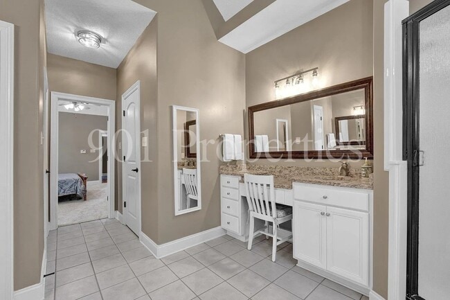 Building Photo - 5967 Carters Bluff Dr